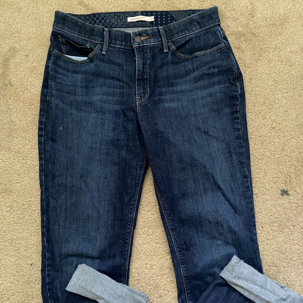 Levi’s 525 jeans